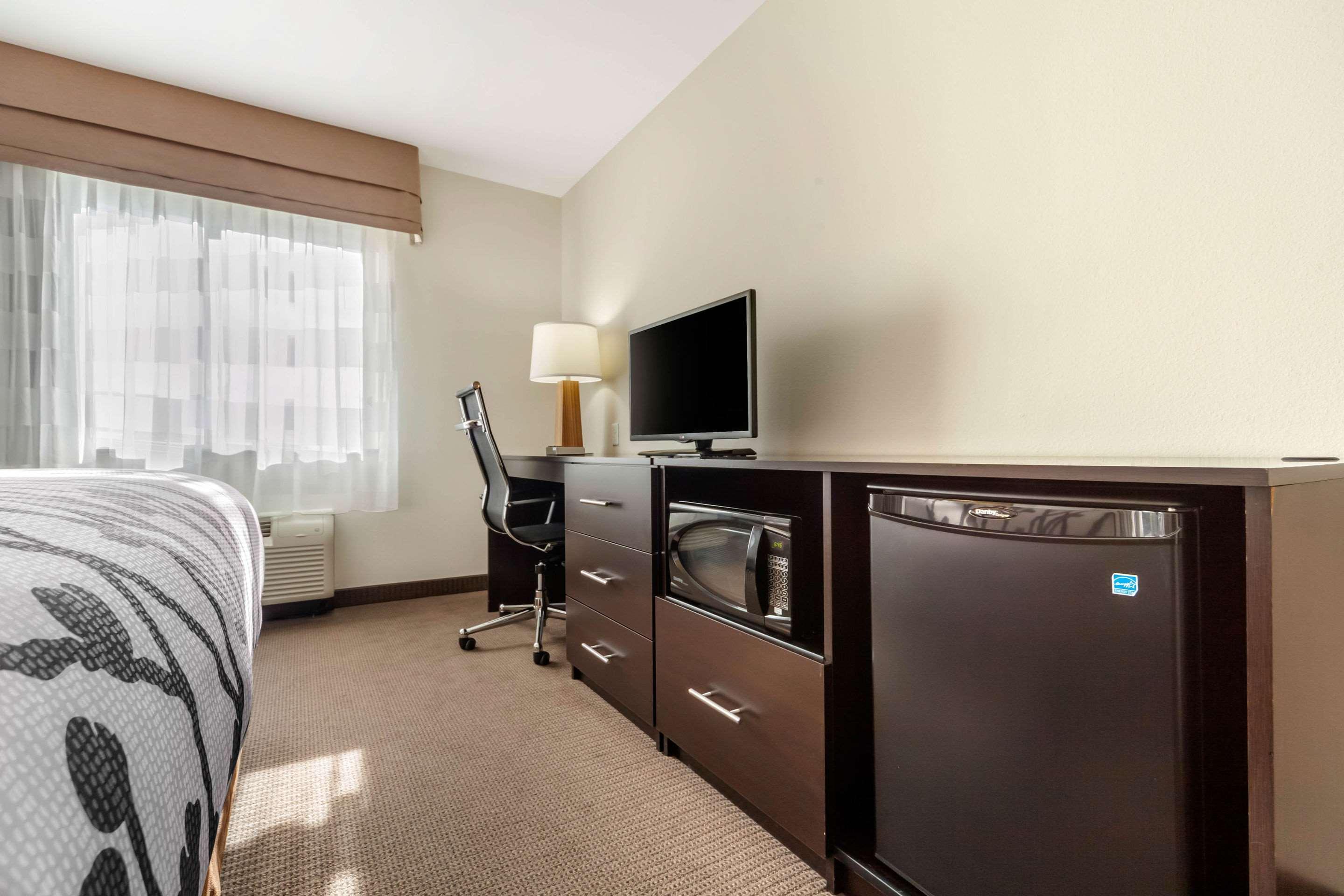 Sleep Inn & Suites Devils Lake Luaran gambar