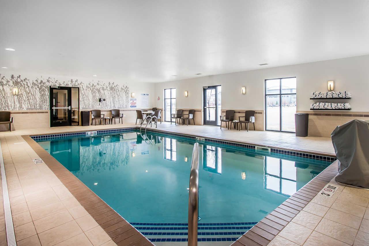 Sleep Inn & Suites Devils Lake Luaran gambar