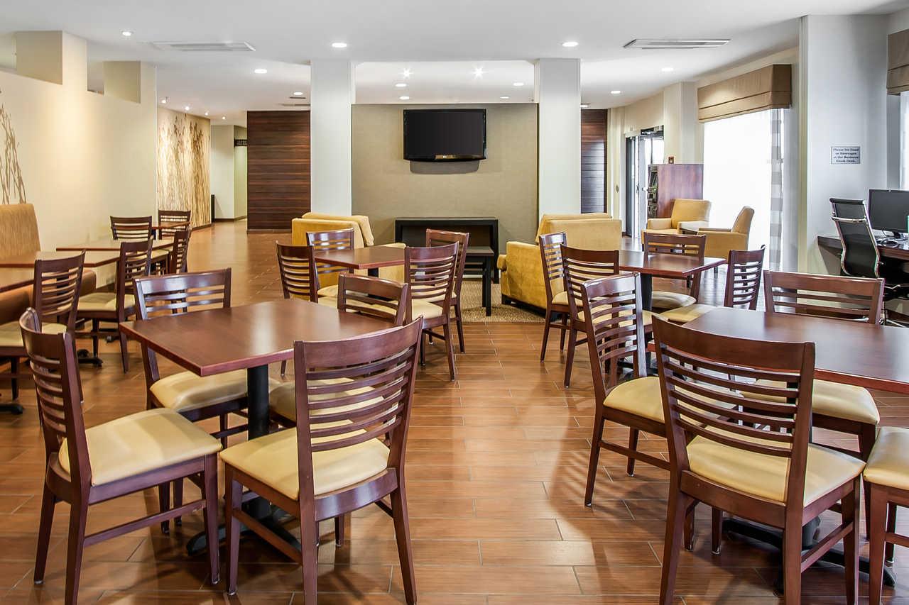 Sleep Inn & Suites Devils Lake Luaran gambar