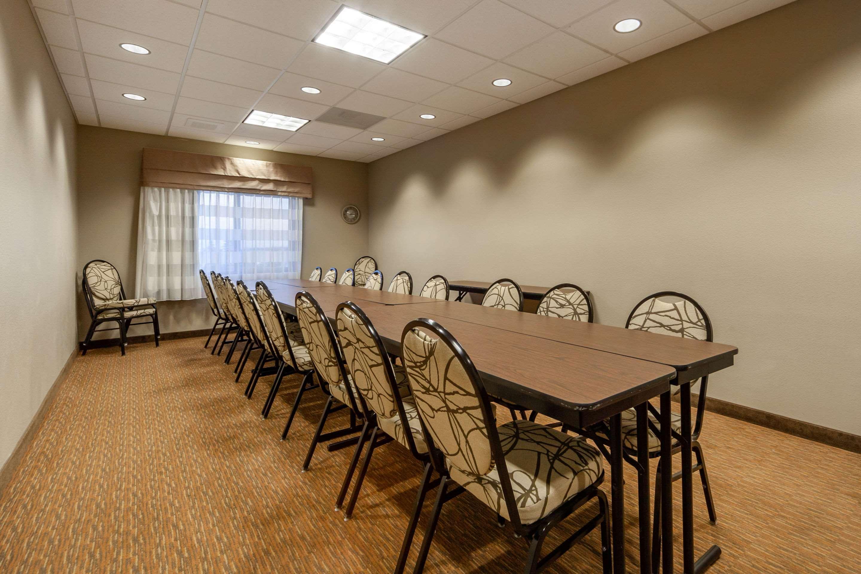Sleep Inn & Suites Devils Lake Luaran gambar
